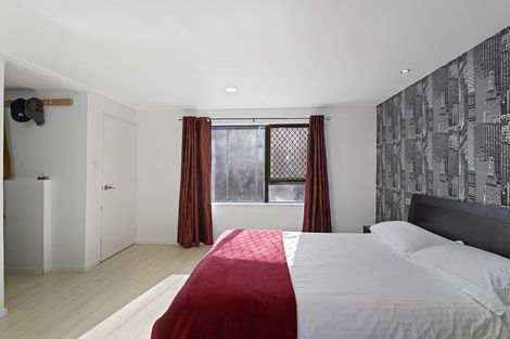 Photo of property in 10 Lochmore Street, Bishopdale, Christchurch, 8051