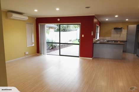 Photo of property in 4a Marlon Lane, East Tamaki, Auckland, 2016