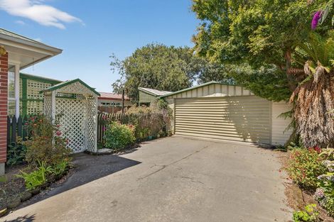 Photo of property in 11 Bevington Street, Avonhead, Christchurch, 8042