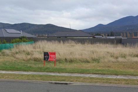Photo of property in 27 South Arm Drive, Te Anau, 9600