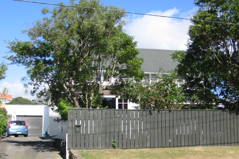 Photo of property in 50 Ngatoto Street, Khandallah, Wellington, 6035