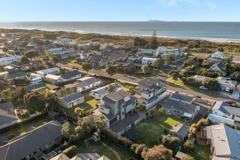 Photo of property in 160b Dickson Road, Papamoa Beach, Papamoa, 3118