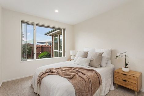 Photo of property in 15 Ashmore Lane, Strowan, Christchurch, 8052