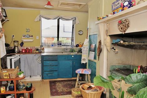 Photo of property in 6 Mary Street, Waimate, 7924