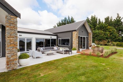 Photo of property in 39 Branksome Place, Aokautere, Palmerston North, 4471