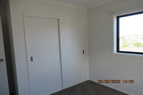Photo of property in 25 Glenbervie Crescent, Massey, Auckland, 0614