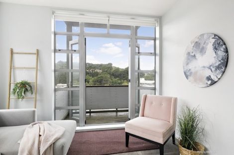 Photo of property in Vespa Apartments, 303/20 Hanson Street, Mount Cook, Wellington, 6021
