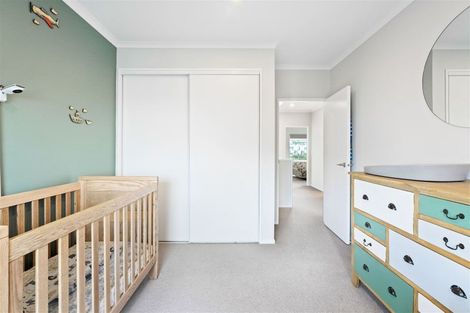 Photo of property in 31 Koura Drive, Red Beach, 0932