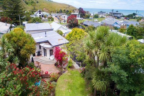 Photo of property in 37 Mowhanau Drive, Kai Iwi, Whanganui, 4574