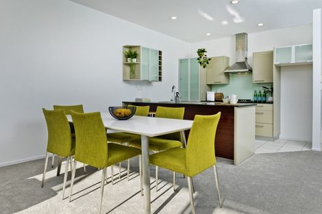 Photo of property in 17/40 Scarlet Oak Drive, Schnapper Rock, Auckland, 0632