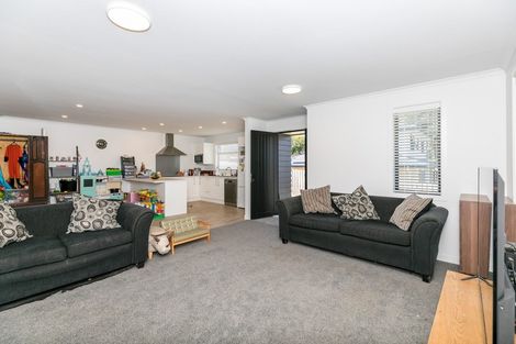 Photo of property in 9b Haultain Street, Kihikihi, Te Awamutu, 3800