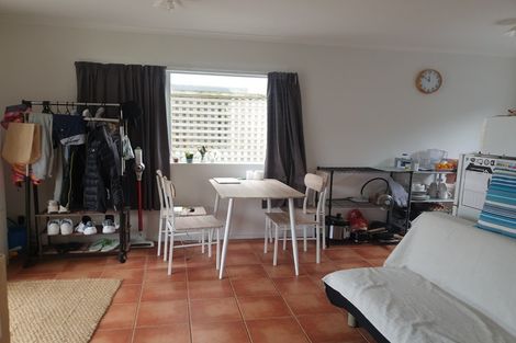 Photo of property in 19b Beach Street, Fitzroy, New Plymouth, 4312