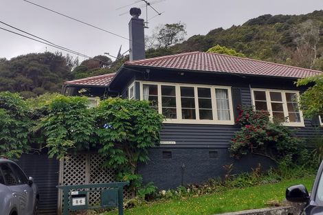 Photo of property in 86 Norton Park Grove, Waterloo, Lower Hutt, 5011