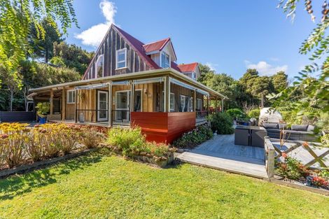 Photo of property in 330 Waitohu Valley Road, Otaki, 5583