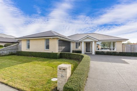 Photo of property in 35 Mariposa Crescent, Aidanfield, Christchurch, 8025