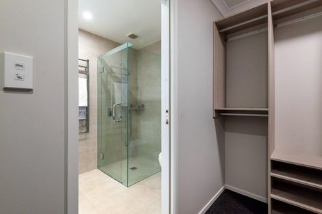 Photo of property in 3f Dallinghoe Crescent, Milford, Auckland, 0620