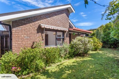 Photo of property in 1/16 Frank Evans Place, Henderson, Auckland, 0610