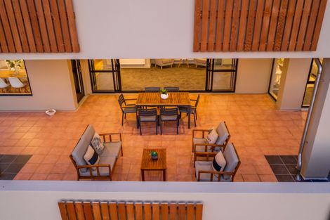 Photo of property in 30 Takahe Drive, Cashmere, Christchurch, 8022