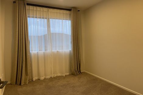 Photo of property in 21 Reserva Crescent, Kumeu, 0810