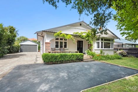 Photo of property in 30 Ludlam Crescent, Woburn, Lower Hutt, 5010