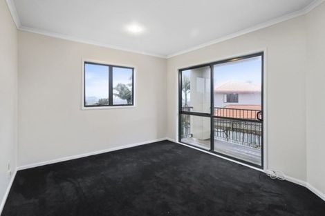 Photo of property in 13 Hercules Drive, Henderson, Auckland, 0612