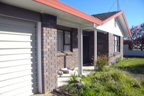 Photo of property in 1 Cherry Tree Close, Te Awamutu, 3800