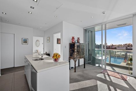 Photo of property in Sentinel Apartments, 501/3 Northcroft Street, Takapuna, Auckland, 0622
