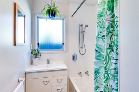 Photo of property in 4b Ward Crescent, Marewa, Napier, 4110