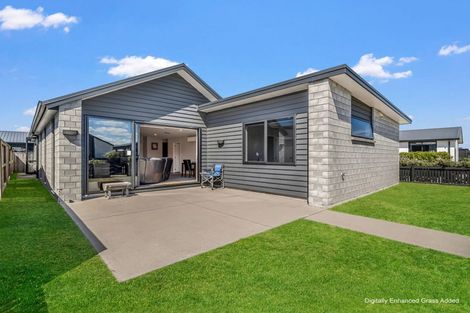 Photo of property in 1 Harp Place, Papamoa, 3118