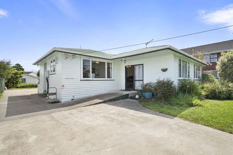 Photo of property in 5 Hammond Street, Bulls, 4818