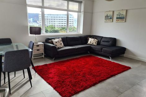 Photo of property in Fountain Court Flats, 48 Oriental Parade, Oriental Bay, Wellington, 6011