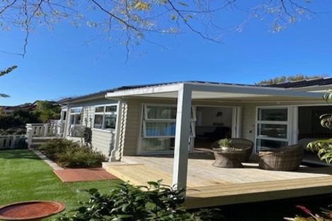 Photo of property in 14 Sale Street, Cockle Bay, Auckland, 2014