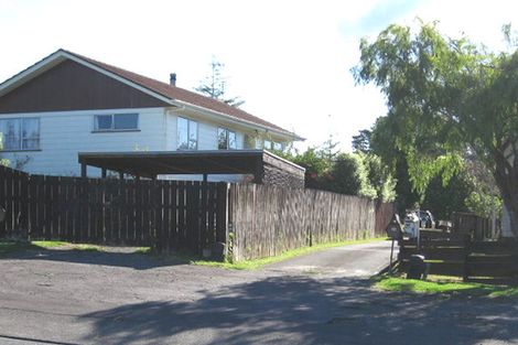 Photo of property in 92 Moire Road, Massey, Auckland, 0614