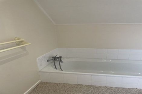 Photo of property in 2/26 Cherry Road, Bucklands Beach, Auckland, 2014