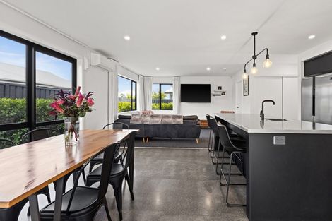 Photo of property in 140b Brookvale Road, Havelock North, 4130