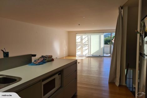 Photo of property in 43 Saddleback Grove, Karori, Wellington, 6012