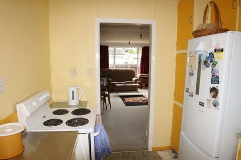 Photo of property in 8 Huia Street, Waiuku, 2123