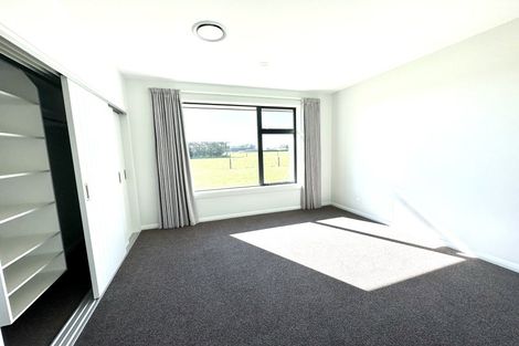 Photo of property in 33 Billy Way, West Plains, Invercargill, 9874