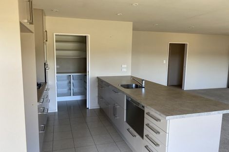 Photo of property in 94 Mcmahon Drive, Aidanfield, Christchurch, 8025