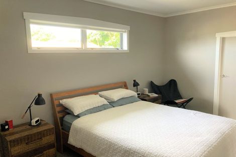 Photo of property in 7 Burns Street, Westown, New Plymouth, 4310