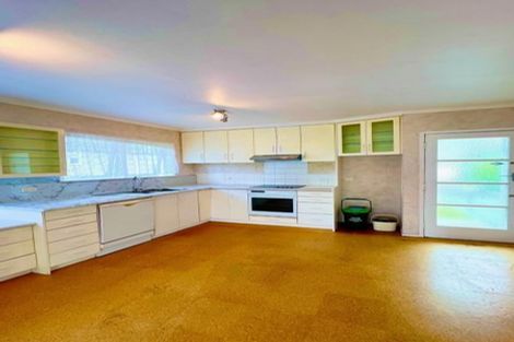 Photo of property in 38 Oriana Avenue, Lynfield, Auckland, 1042