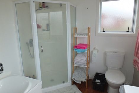 Photo of property in 25 Edinburgh Terrace, Foxton Beach, Foxton, 4815