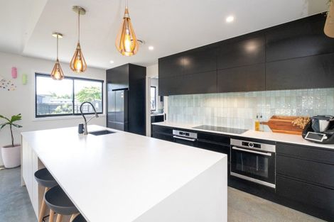 Photo of property in 83 Mcelwee Street, Jervoistown, Napier, 4112