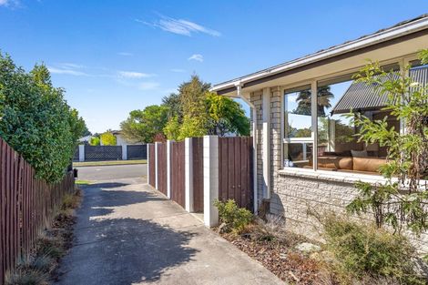 Photo of property in 1/29 Heathglen Avenue, Parklands, Christchurch, 8083