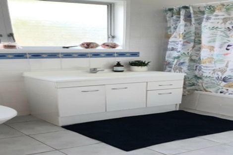 Photo of property in 73 Alexander Avenue, Torbay, Auckland, 0630