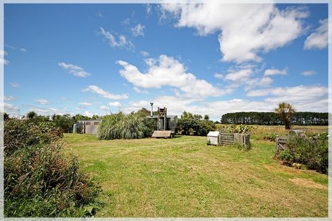 Photo of property in 42 Nuku Street, Tangimoana, 4822