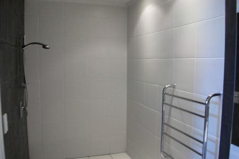 Photo of property in 12/72e Devonport Road, Tauranga, 3110