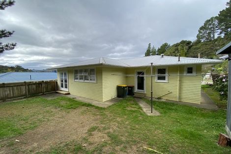 Photo of property in 19 Shackleton Grove, Stokes Valley, Lower Hutt, 5019