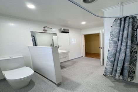 Photo of property in 52a Swanson Road, Henderson, Auckland, 0610