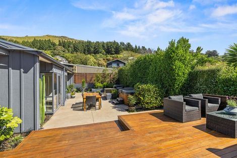 Photo of property in 77 Port Hills Road, Heathcote Valley, Christchurch, 8022